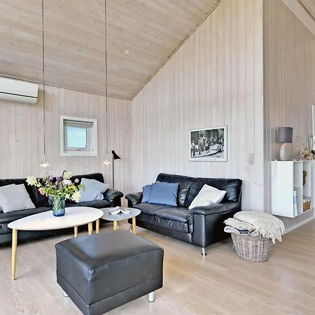 Chrisse - 550m From The Sea By Interhome * Lakolk
