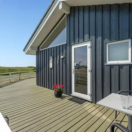 Nyaraló Chrisse - 550m From The Sea By Interhome Lakolk