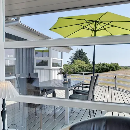 Nyaraló Chrisse - 550m From The Sea By Interhome Lakolk