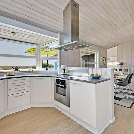 Chrisse - 550m From The Sea By Interhome Feriehus Lakolk